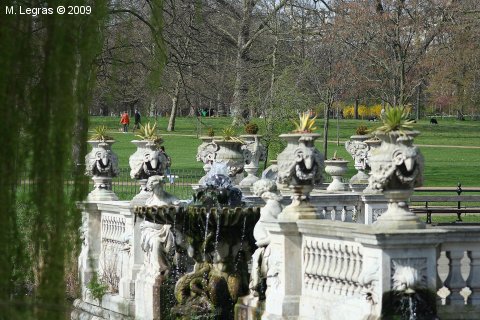 The Fontains, Hyde Park