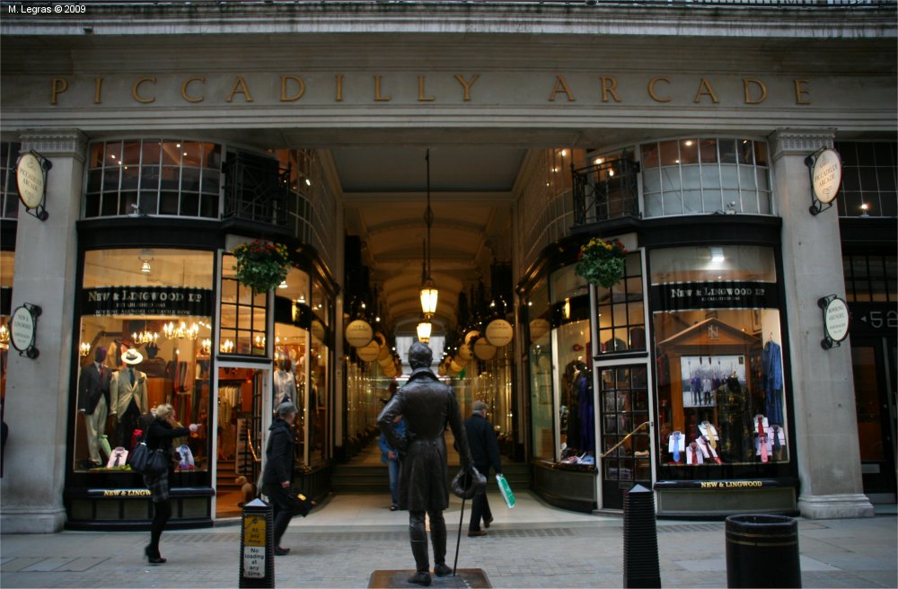 Les Arcades de Piccadilly