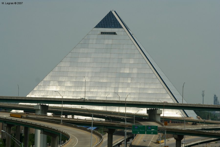 le Pyramid Arena