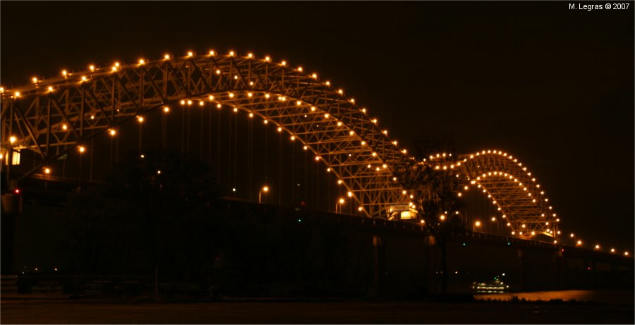 Le pont sur le Mississippi entre Tennessee et l'Arkansas