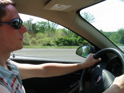 Huckle au volant de la Pontiac